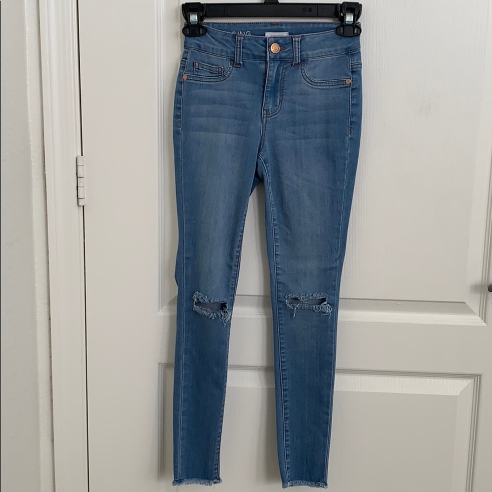 Blue Asphalt Ankle Jegging with Knee Slits 👖